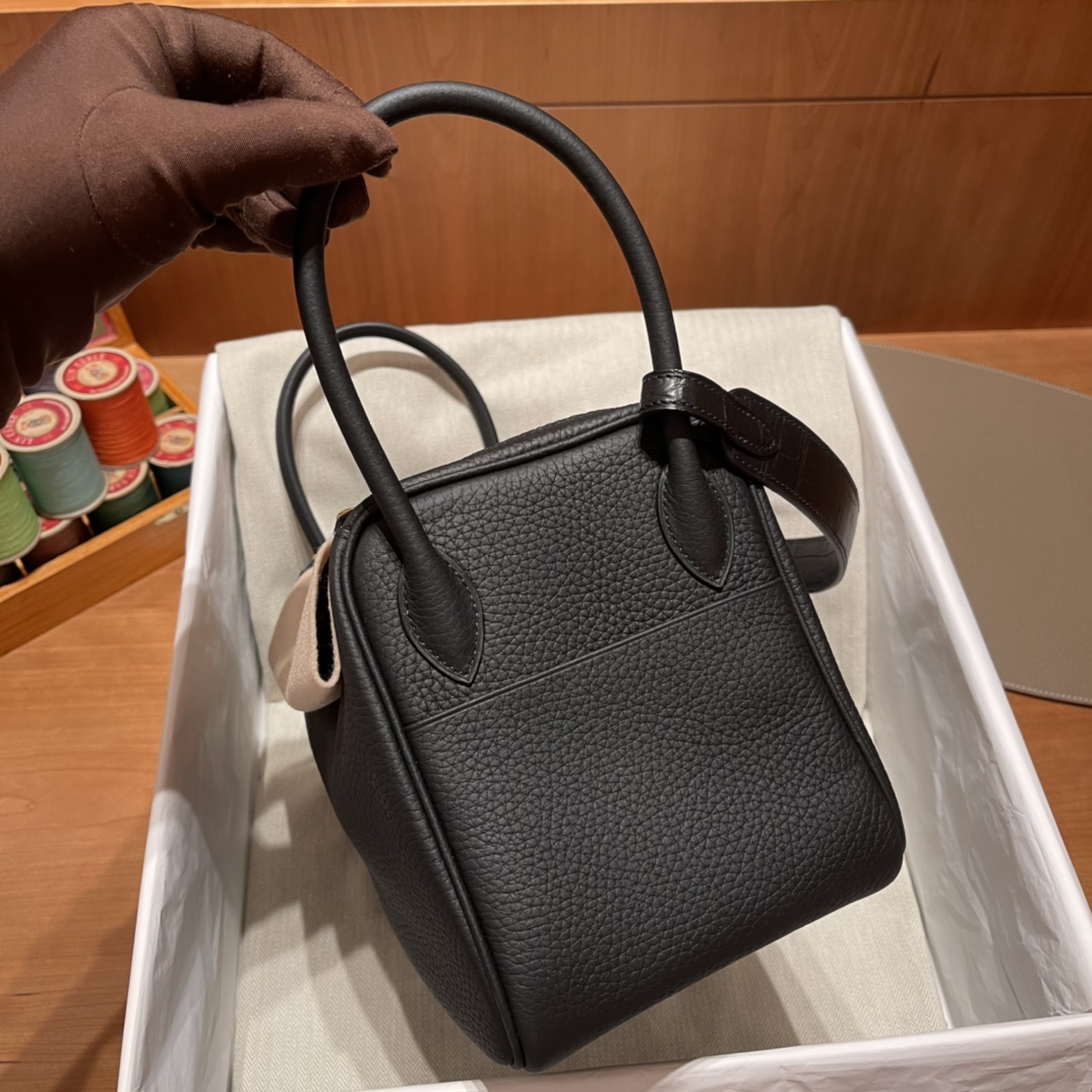 에르메스 린디백26 블랙 금장 끌레망스 악어가죽 핸들